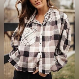 WE THE FREE EMILY FLANNEL OVERSIZED TOP IN CHARCOAL PLAID Size Medium